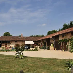 Domaine Des Charmilles Guest house Mantenay-Montlin